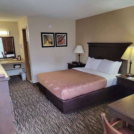 Quality Inn West Branson Kültér fotó