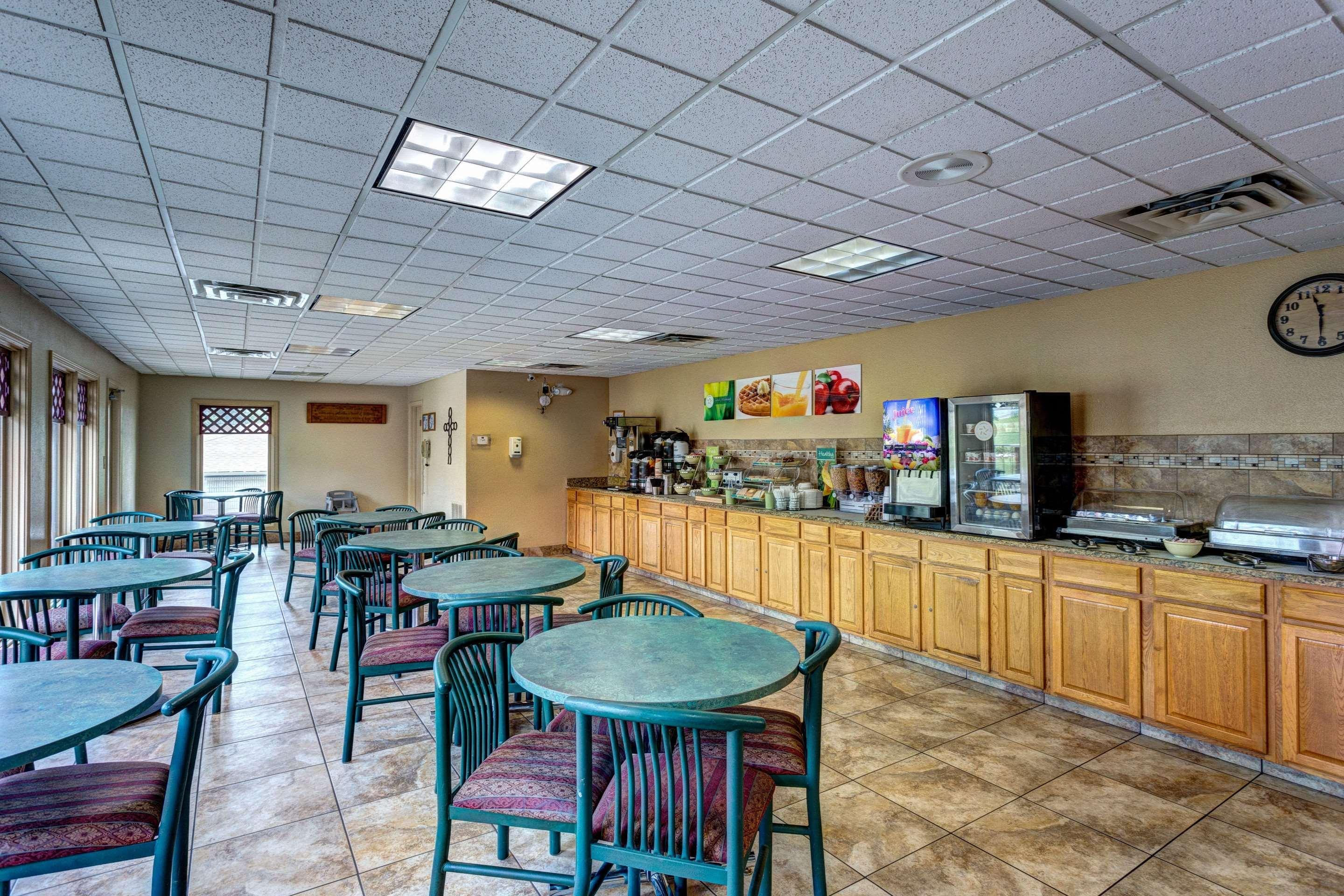 Quality Inn West Branson Kültér fotó