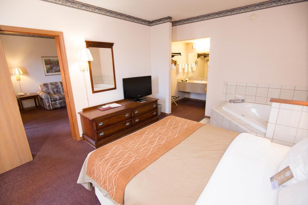 Quality Inn West Branson Kültér fotó