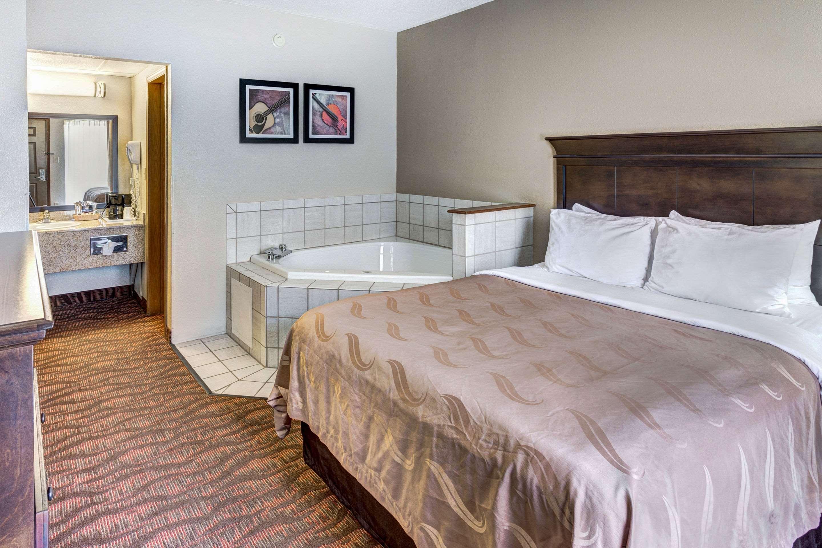 Quality Inn West Branson Kültér fotó